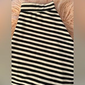 Dynamite White/Navy Striped Skirt